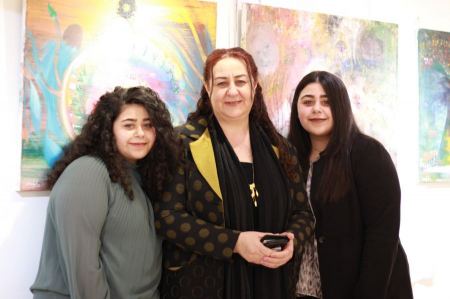 جاليري زركشي سخنين تستضيف معرض نرجسة بروح شرقية للفنانة نايفة اسعد بدر